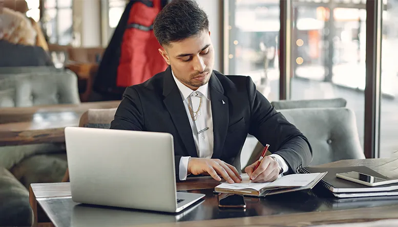 How to keep your business on track: The Ultimate Accounting Checklists