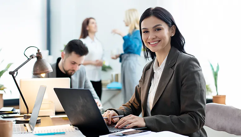 What is the Difference Between a Qualified and Unqualified Audit Report